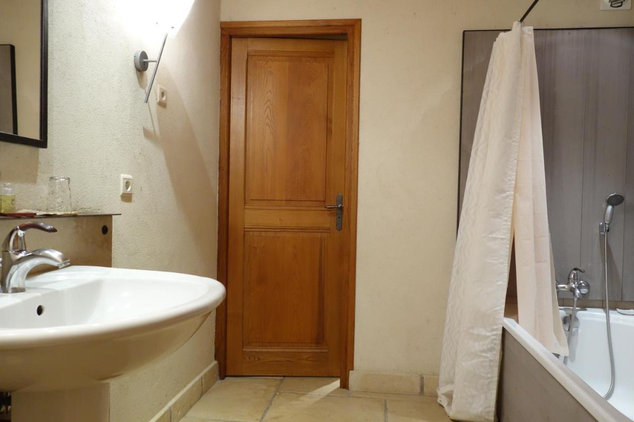 La Vallombreuse Bed and Breakfast Menthon-Saint-Bernard Rum bild